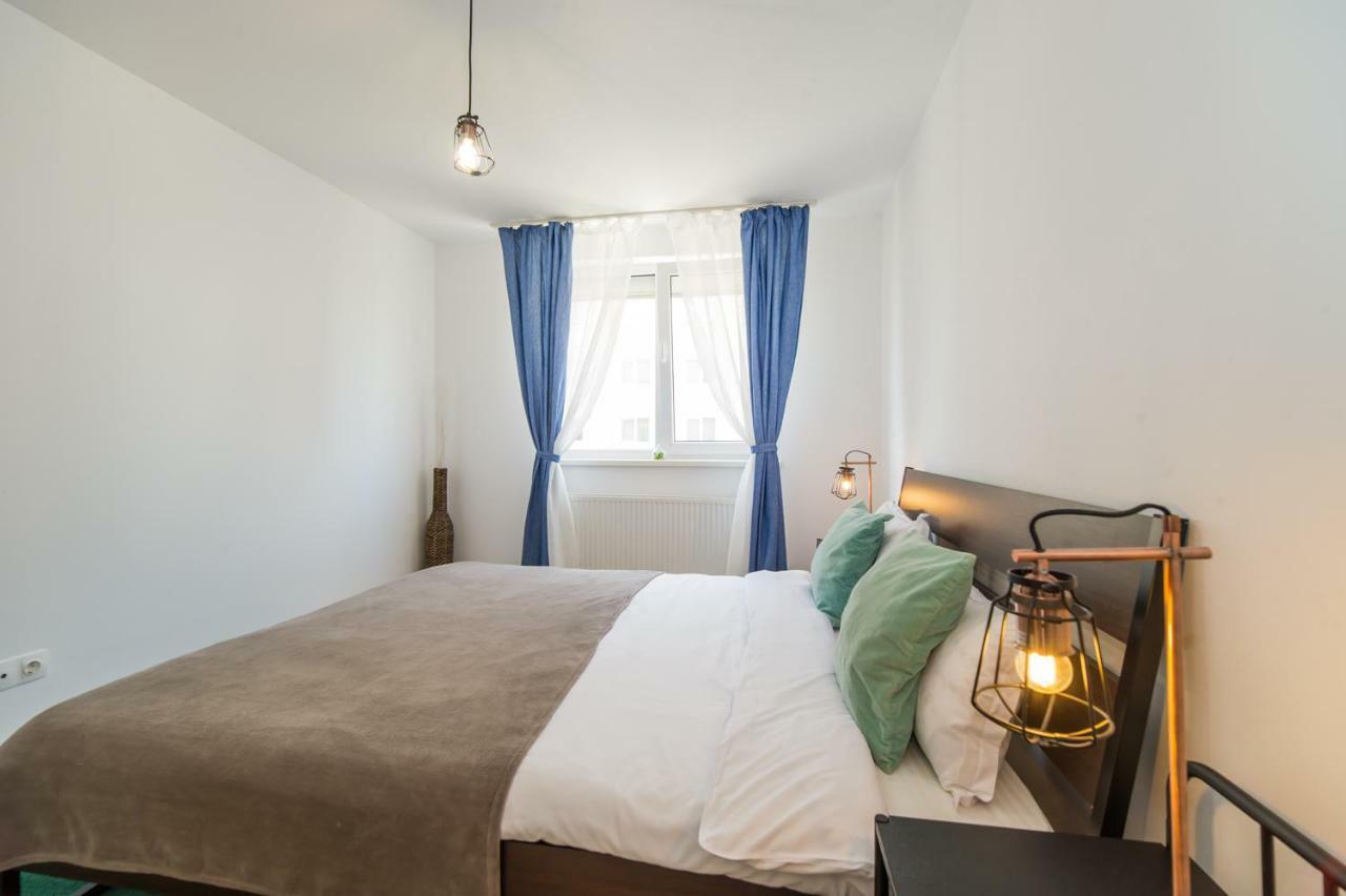 Brasov Welcome Apartments Urban Bagian luar foto